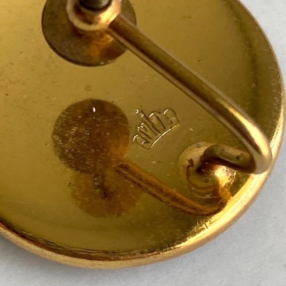 Vintage Damascene Earrings Gold Tone Floral Leaf Screw Back Clip-On 60s 70s - Picture 7 of 7